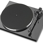 Проигрыватель винила Pro-Ject 1Xpression III Classic (Ortofon 2M-RED)